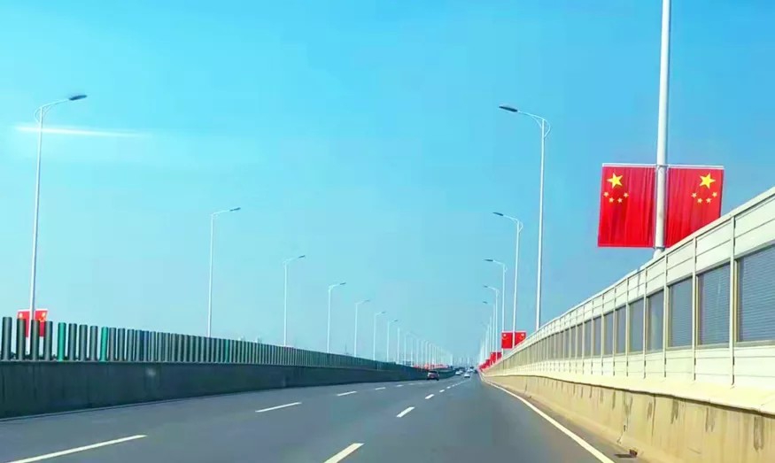 【為群眾辦實(shí)事】迎國慶！南昌城投運(yùn)管公司彰顯國企擔(dān)當(dāng) 做好“穩(wěn)安全、保暢通、強(qiáng)服務(wù)”工作